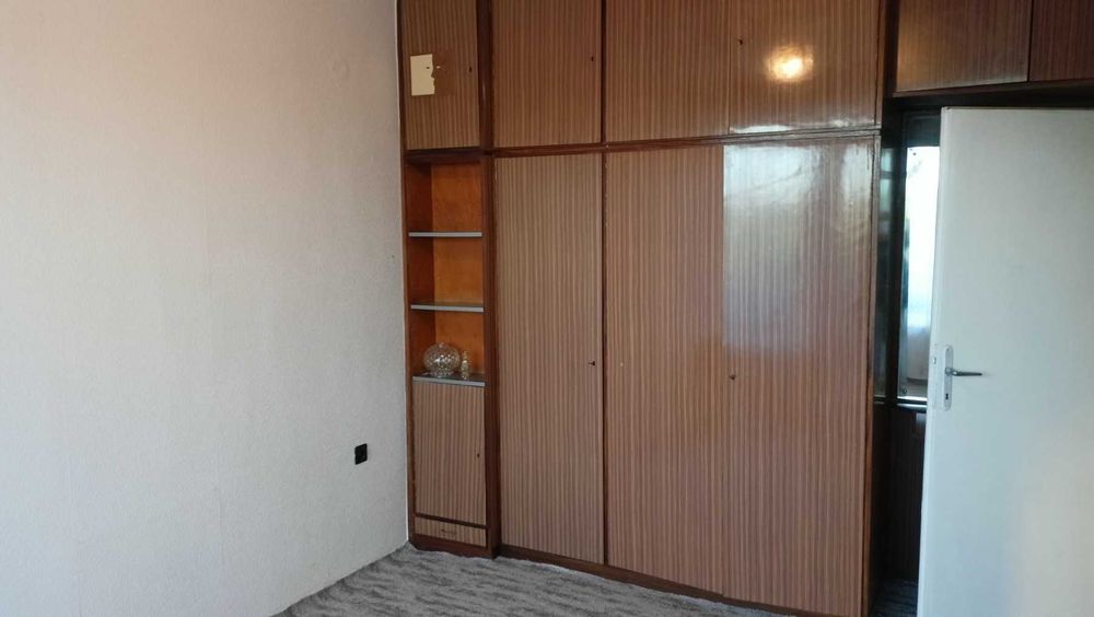 Дава се под наем Двустаен апартамент в Русе, Здравец Север 1 - 75 кв.м за 204 € - Снимка #4