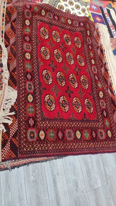 qo'lda to'qilgan turkman gilamlar