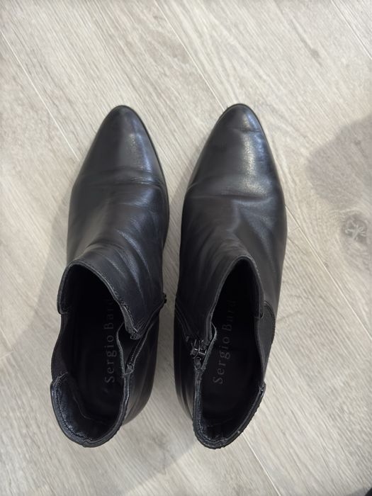 5 чифта дамски боти 37 н