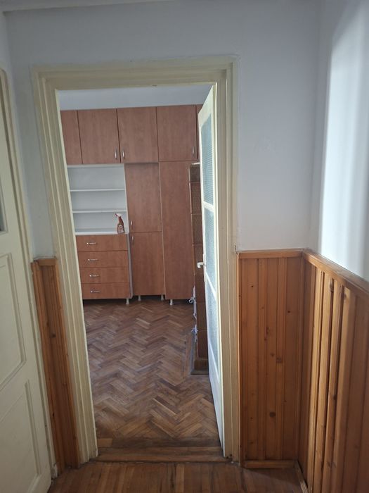 Inchirez apartament 2 camere pe strada Decebal partial mobilat