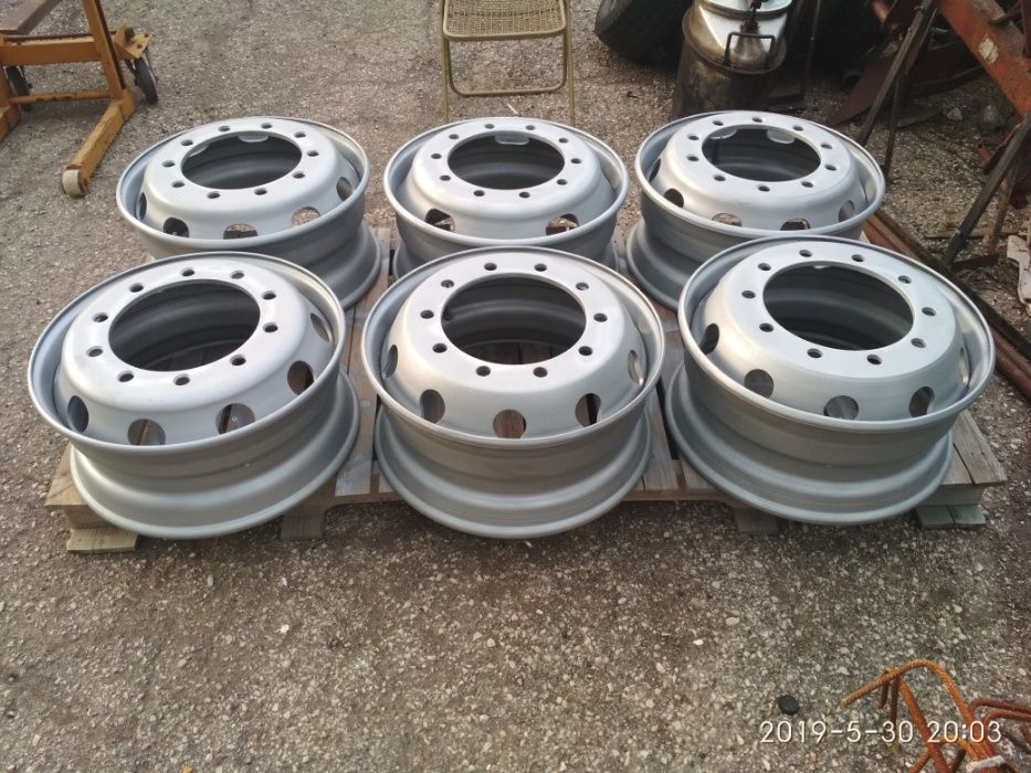 джанти 22.5 х 9.00 и гуми за камион 385/65/22,5 - 215/75 R 17.5
