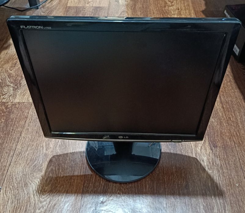 Монитор 19 дюймов Flatron W1942S