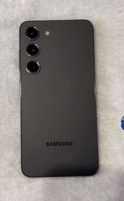 Samsung 24 plus 12/256гб