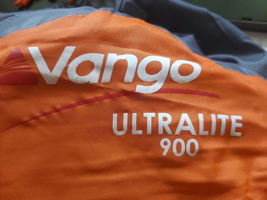 Продавам спален чувал VANGO Ultralite 900 - тип мумия, 150 лв.