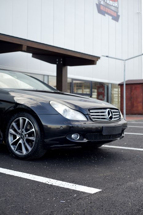 Dezmembrez Mercedes CLS320 350CDI CGI W219 bara capota far aripa sbc