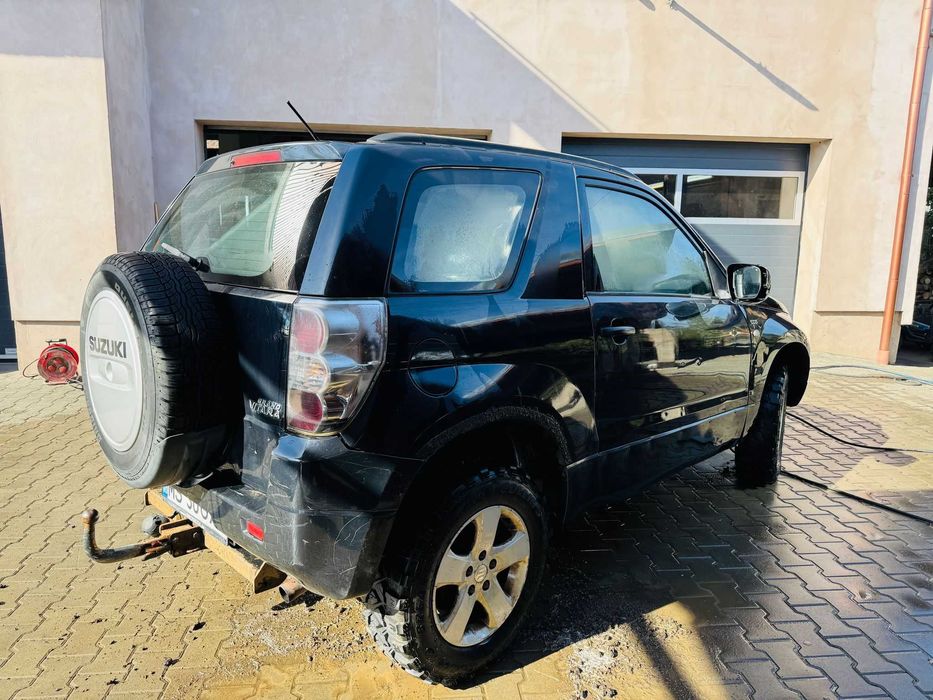 Dezmembrez sau Vand Suzuki Grand Vitara 2.0 an 2007
