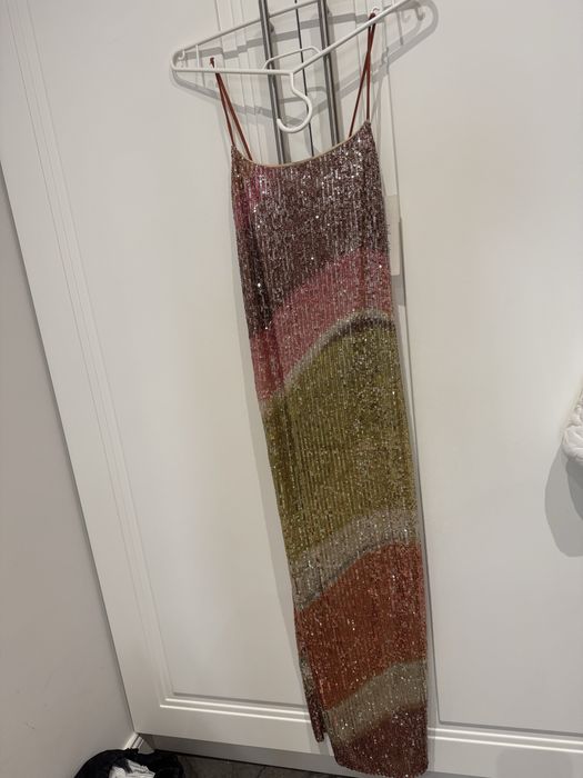 Чисто нова рокля с етикет