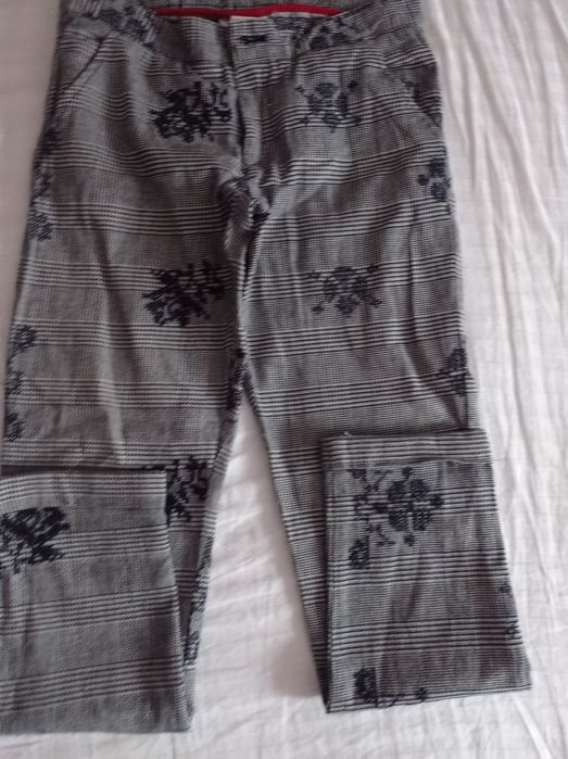 Момичета дънки , панталони