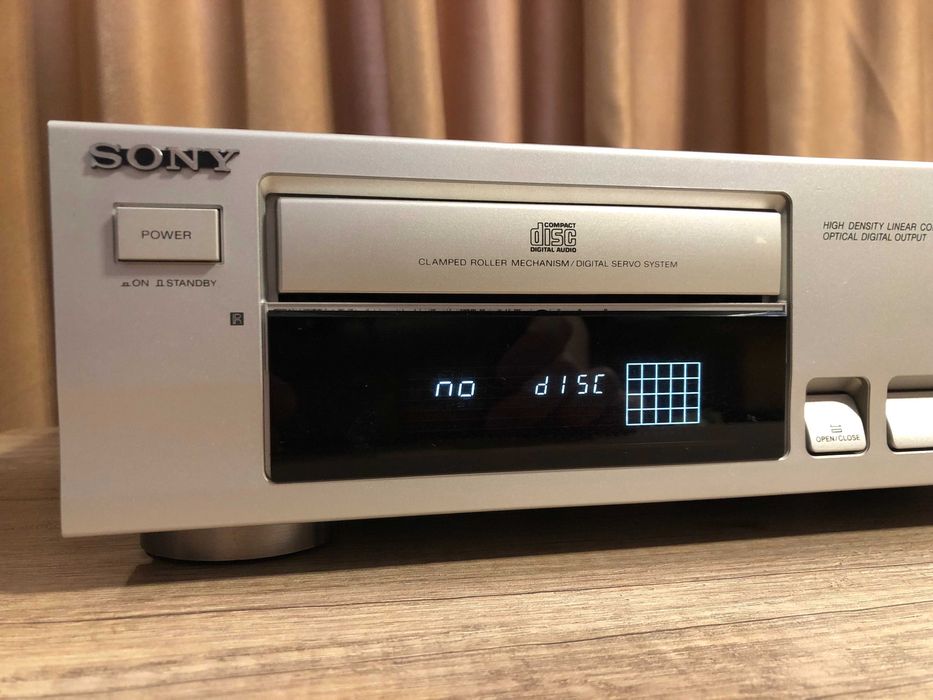 Sony CDP-461, cd player hight density linear converter optical digital