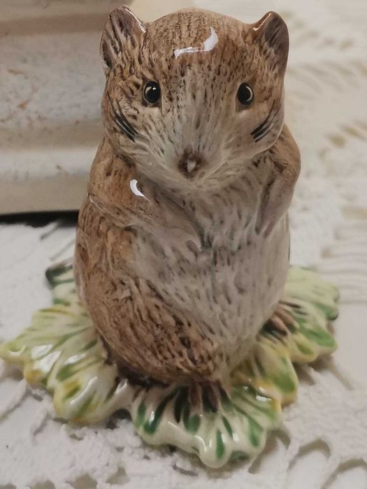 Порцеланова фигурка Royal Albert Beatrix Potter Figurine Timmy Willie 19 €
