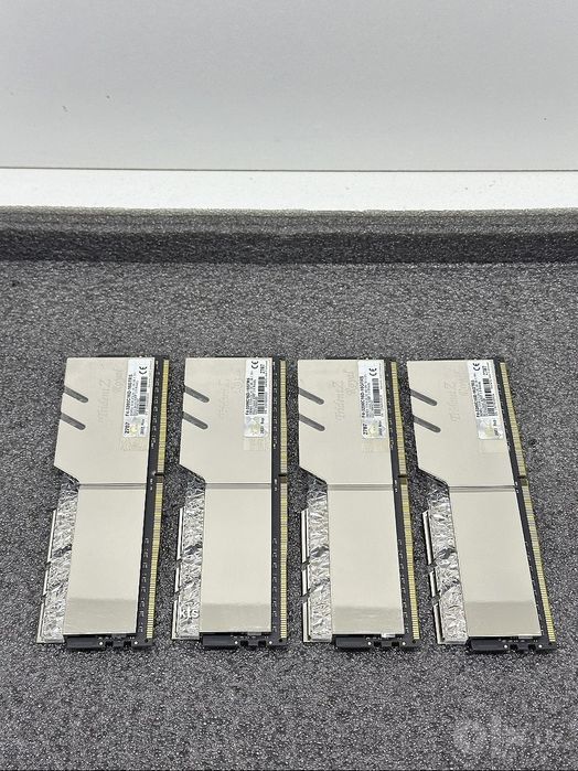 G.SKILL Trident Z royal 32GB