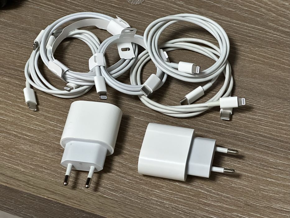 Cablu de date si incarcator priza apple