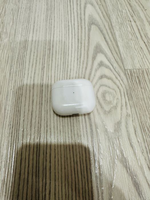 AirPods 3 (правый наушник + кейс) оригинал