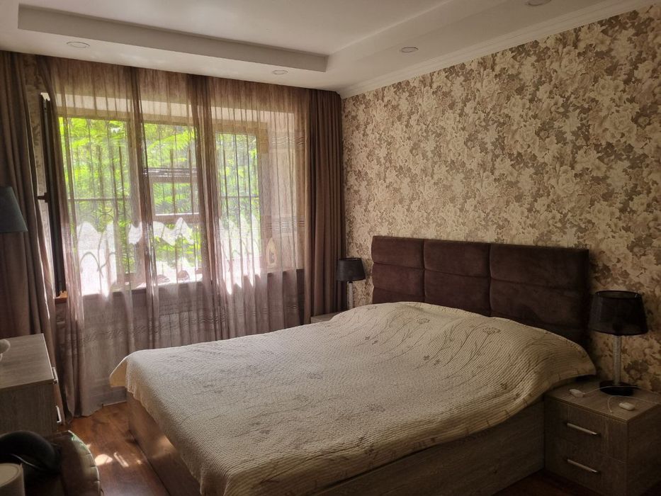 Продается 3 ком.  квартира на Чиланзаре фархадский базар