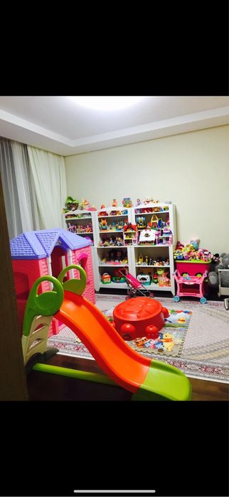 Продам стеллажи Ikea Hensvik