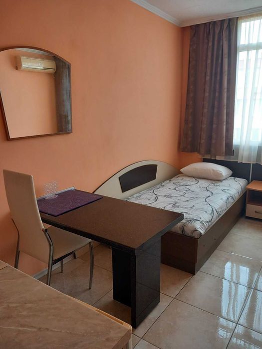 Дава се под наем  в Несебър - 22 кв.м за 150 € - Снимка #2