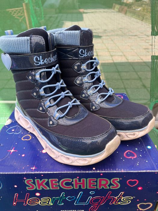 Ботинки Skechers на девочку 37р