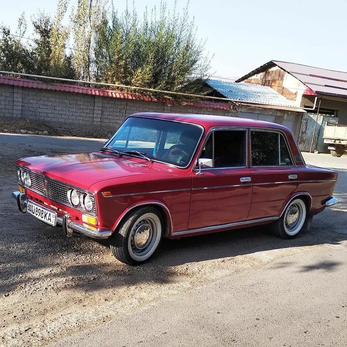 Moshina haydashga tayyor