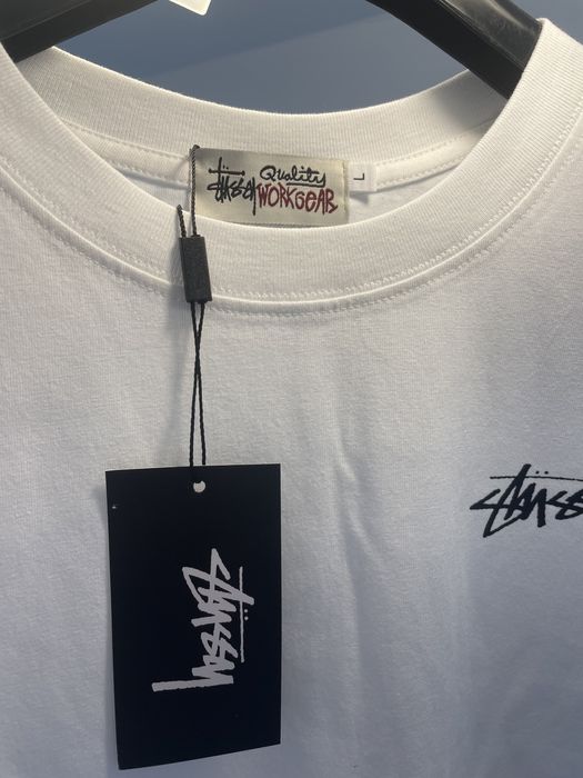 Tricou Stussy cu eticheta