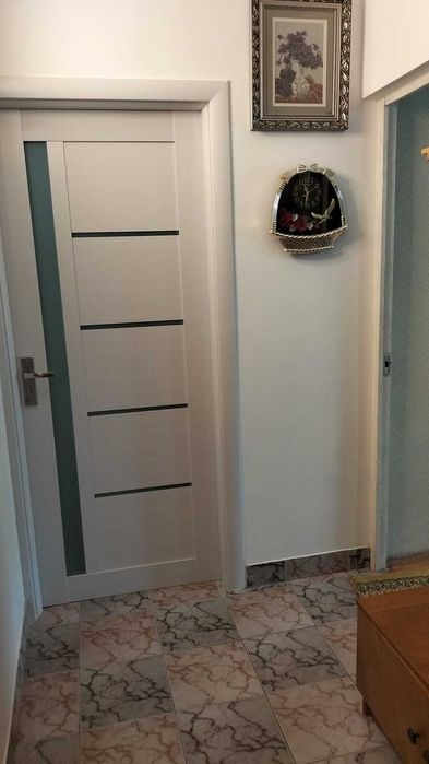 Vand apartament 4 camere Caracal HCC
