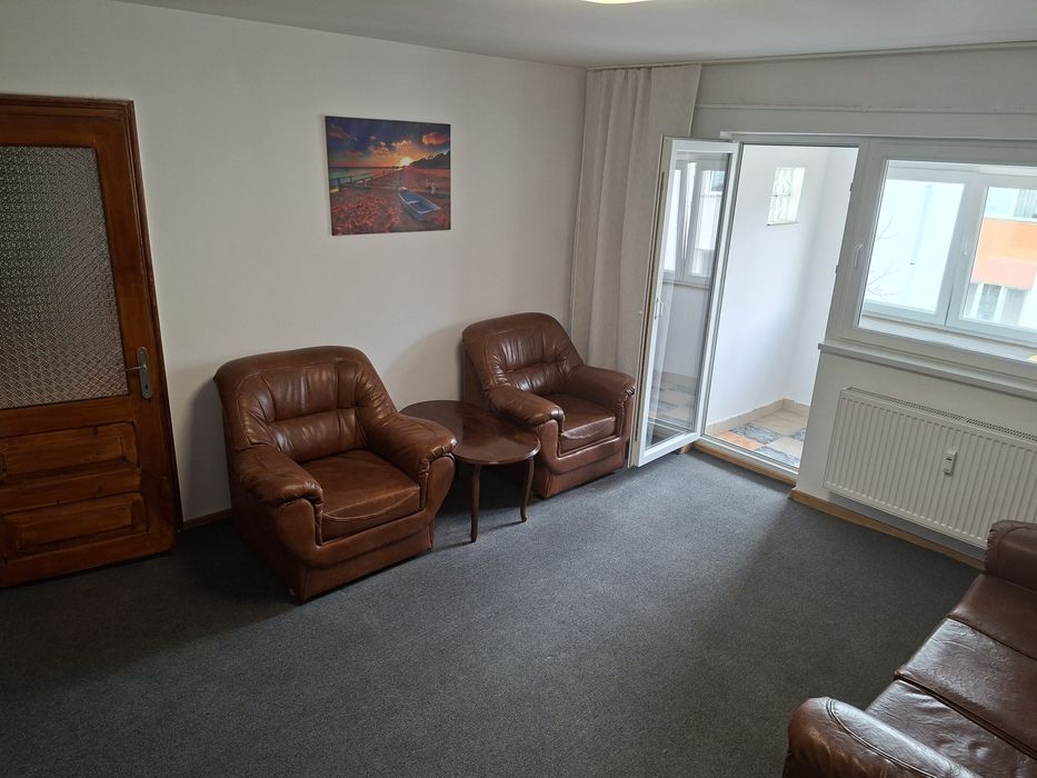 Vand apartament 2 camere