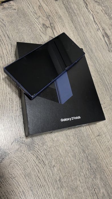 Samsung Galaxy Z Fold 6