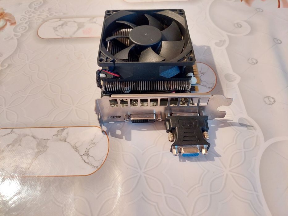 Продам видеокарту AXLE GTX650 1G