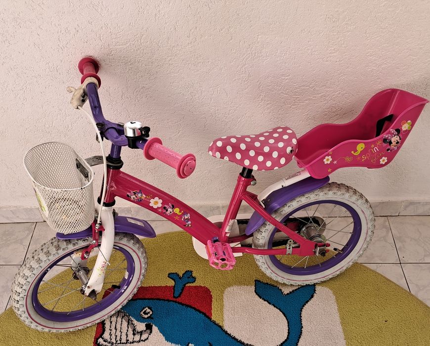 bicicleta Minie roz pentru fetite 4-7ani