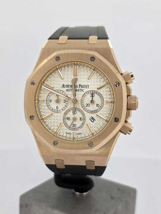 Audemars Piguet Royal Oak Chronograph 41mm — Rose Gold / Silver Dial