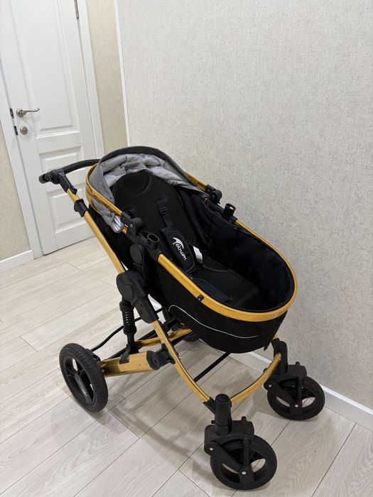 Продам детскую коляску TEKNUM (б/у)
