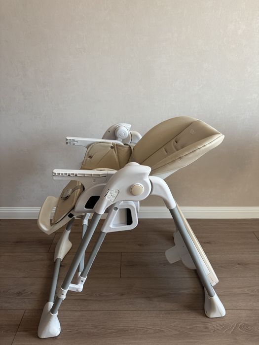 Стульчик для кормления  ILOVI 2в1
