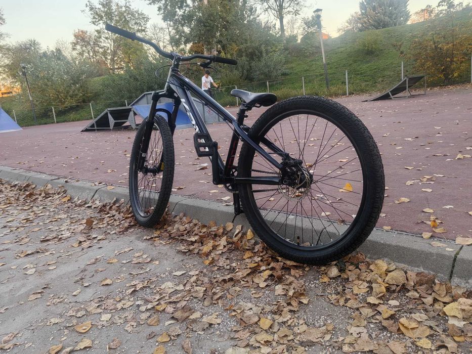 Bicicleta dirt jummper kands dirt colt f1