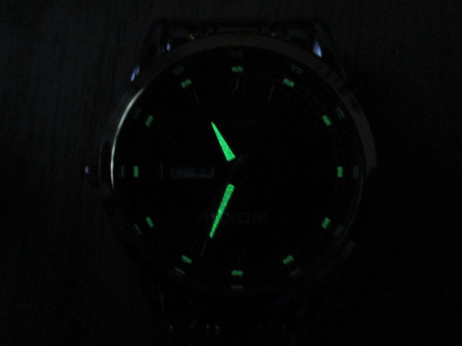 Lanterna UV + 15 ml vopsea fosforescenta