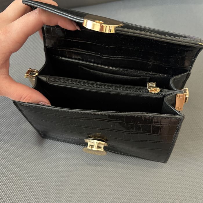 Лаковая сумка женская