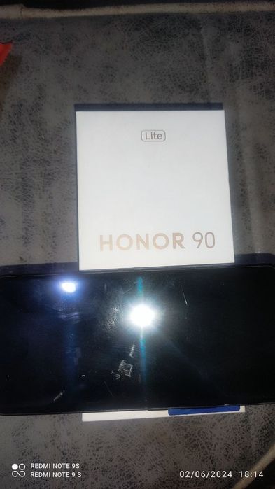 Honir 90 sotiladi 1 oy ishlatilgan xama narsasi bor4miliyo'n narxi