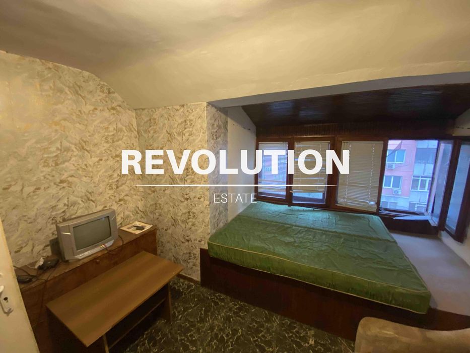 Продава се Двустаен апартамент в Варна, Зимно кино Тракия - 65 кв.м за 1293 €/кв.м - Снимка #4