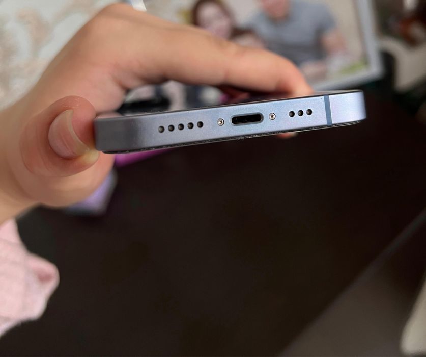 Продам iphone 14, 256