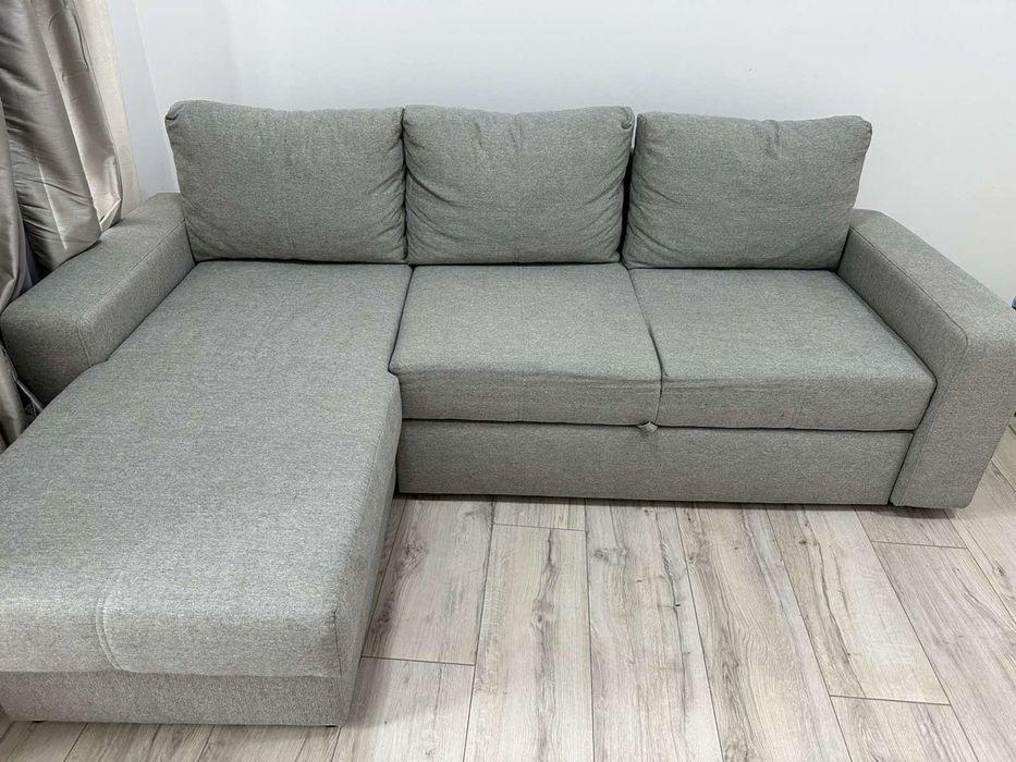 Италиански диван, почти неупотребяван