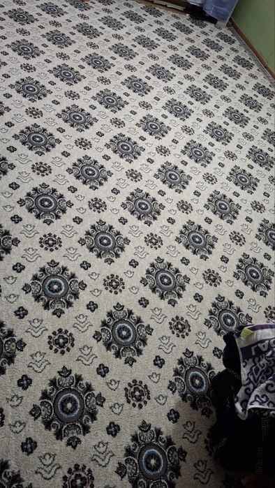Gilam. Razmer 5 x 3,5 m