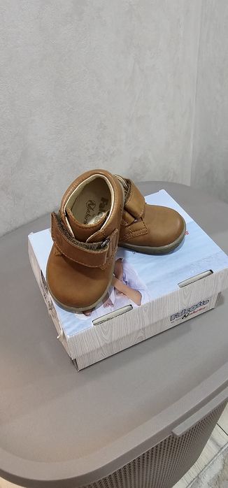 Papuci Falcotto piele naturala marimea 18
