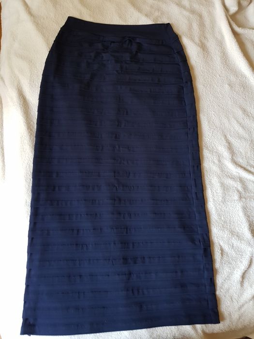 Уникален МАКСИ СЕТ дълга пола и блуза от дантела