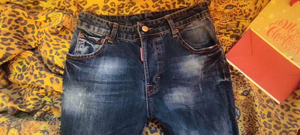 Дънки  dsquared²