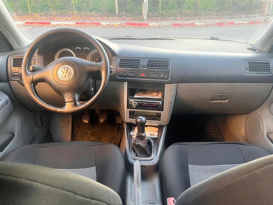 Volkswagen Bora 2003, motor 1.6 16V