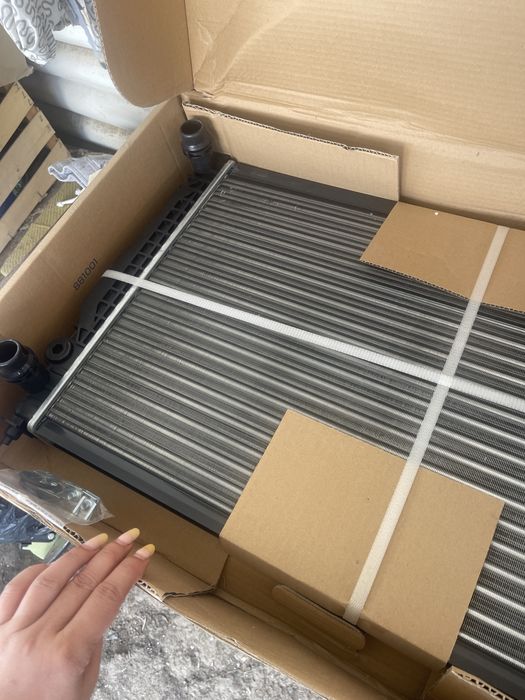 Radiator auto nou ! 150 lei