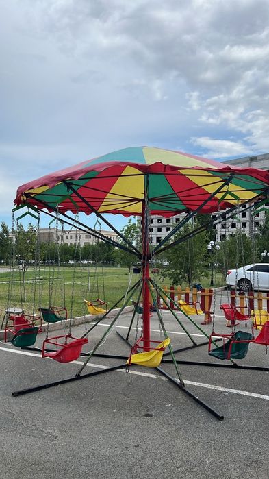 Прокат батута и карусели