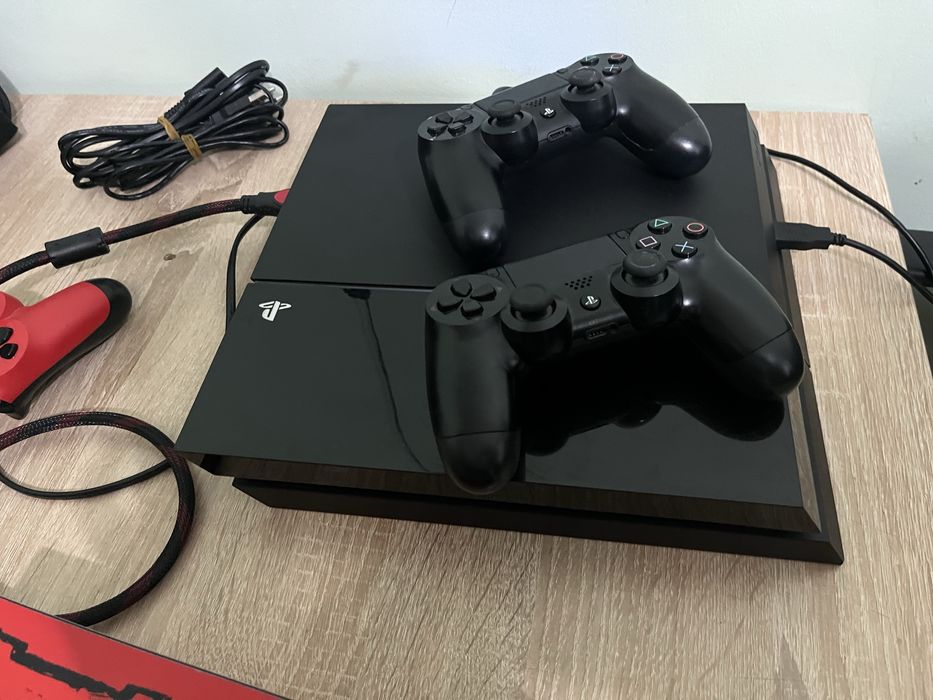 Продам плейстешен 4