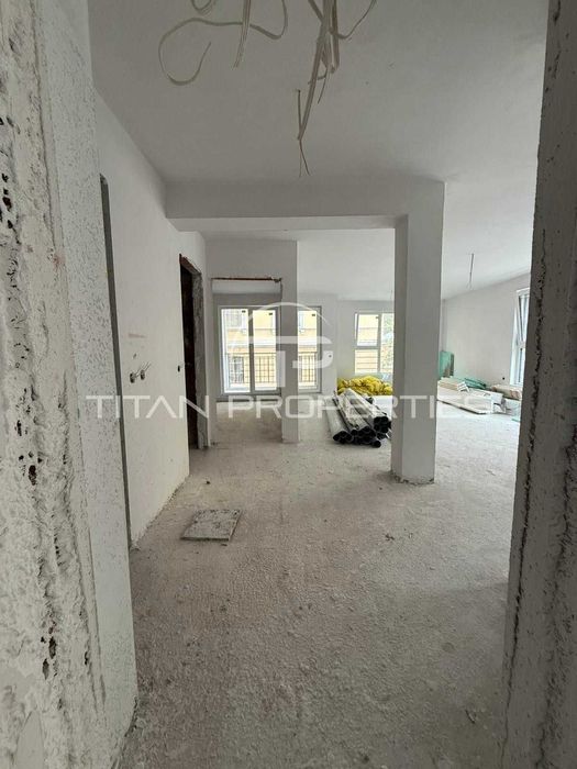 Продава се Двустаен апартамент в Пловдив, Център - 86 кв.м за 1182 €/кв.м - Снимка #1