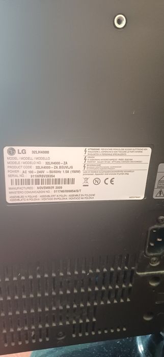 Televizor LCD LG 32LH4000, 81 cm, stare EXCELENTĂ