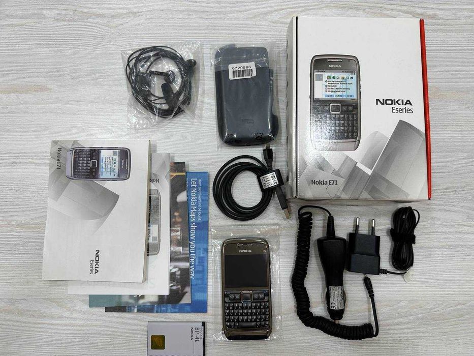 Nokia E71, оригинал в отличном состоянии