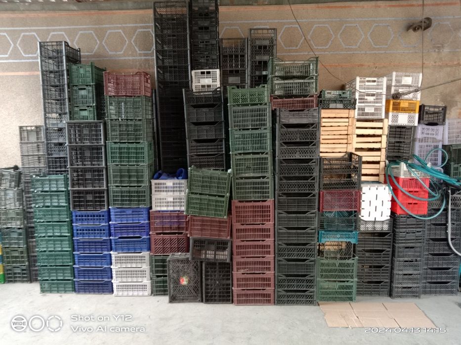 Ящики б/у пластиковые